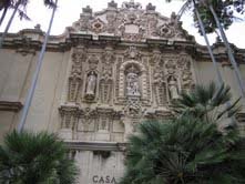 toa nha co trong cong vien Balboa -4